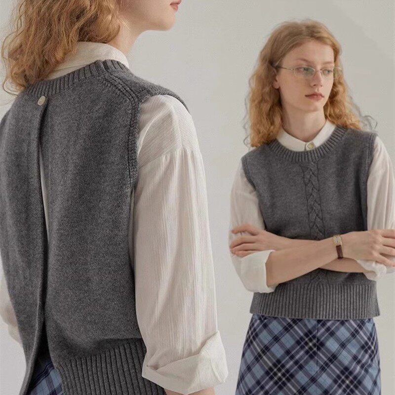 灰色圆领针织马甲女春秋外搭衬衫叠穿开叉无袖短款毛衣背心马夹