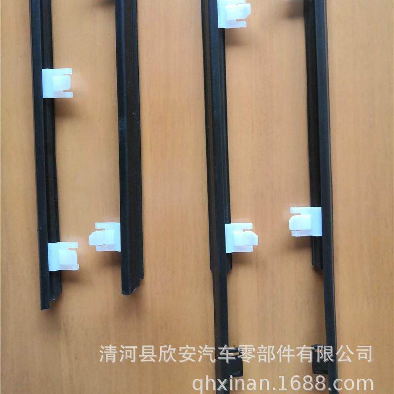 车窗玻A璃密封条外门压i条挡水切68180-BZ外挡水压条适用于丰田AV