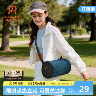 迪肯艾比单肩斜挎女夏季圆筒包轻便运动户外旅游枕头包2026年新款