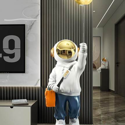 宇航员客厅装饰品摆件轻奢太空人灯电玄F97H8M7T关视旁地乔迁柜新