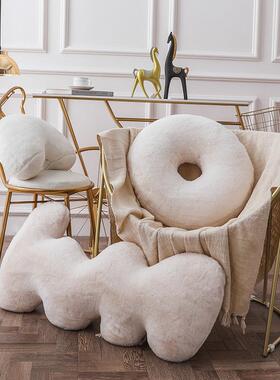 ns00创意抽象胖胖羽绒抱枕枕绒兔民宿软装样板房床头靠立体雕i塑