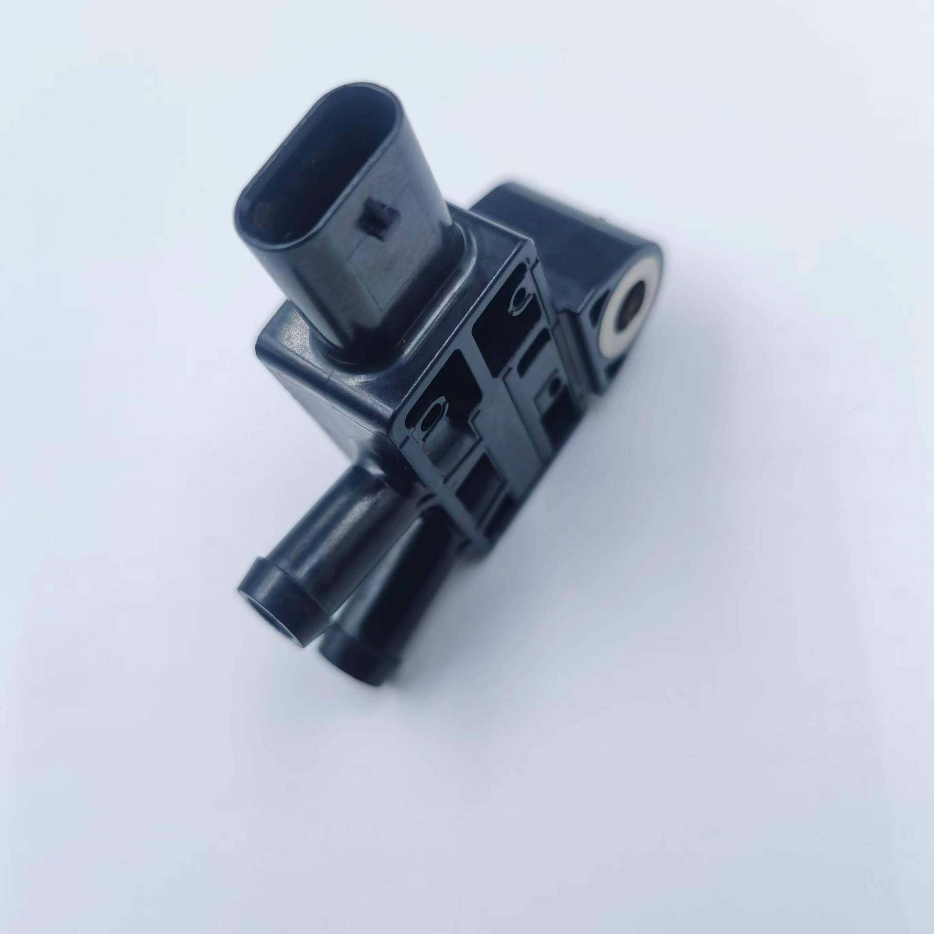 A090驰056503适用于0奔国五。六.真空压A0009056