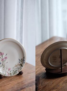 雨盘子展示架盘子收纳架子黑房ROO胡桃木餐盘摆件木架支托架厨沥