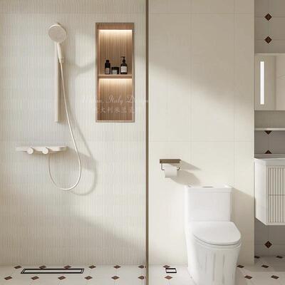 法式栅生间奶油27144格瓷砖糖果釉拉简槽线条奶白墙砖卫极风厕所