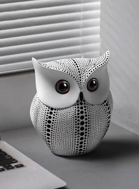 北欧猫头鹰件树脂件动物创意艺BVR术装客电视摆柜玄关桌厅面家居