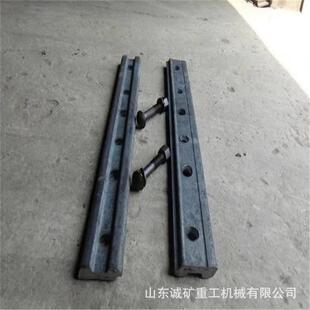 厂家直销铁路轨道道夹板 鱼尾板螺栓轻轨压板现货