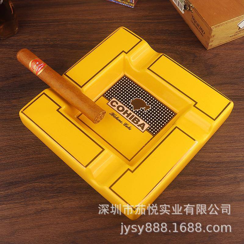 欧式雪茄烟灰缸黑色金边陶瓷烟灰缸办公室酒店客厅茶几摆件