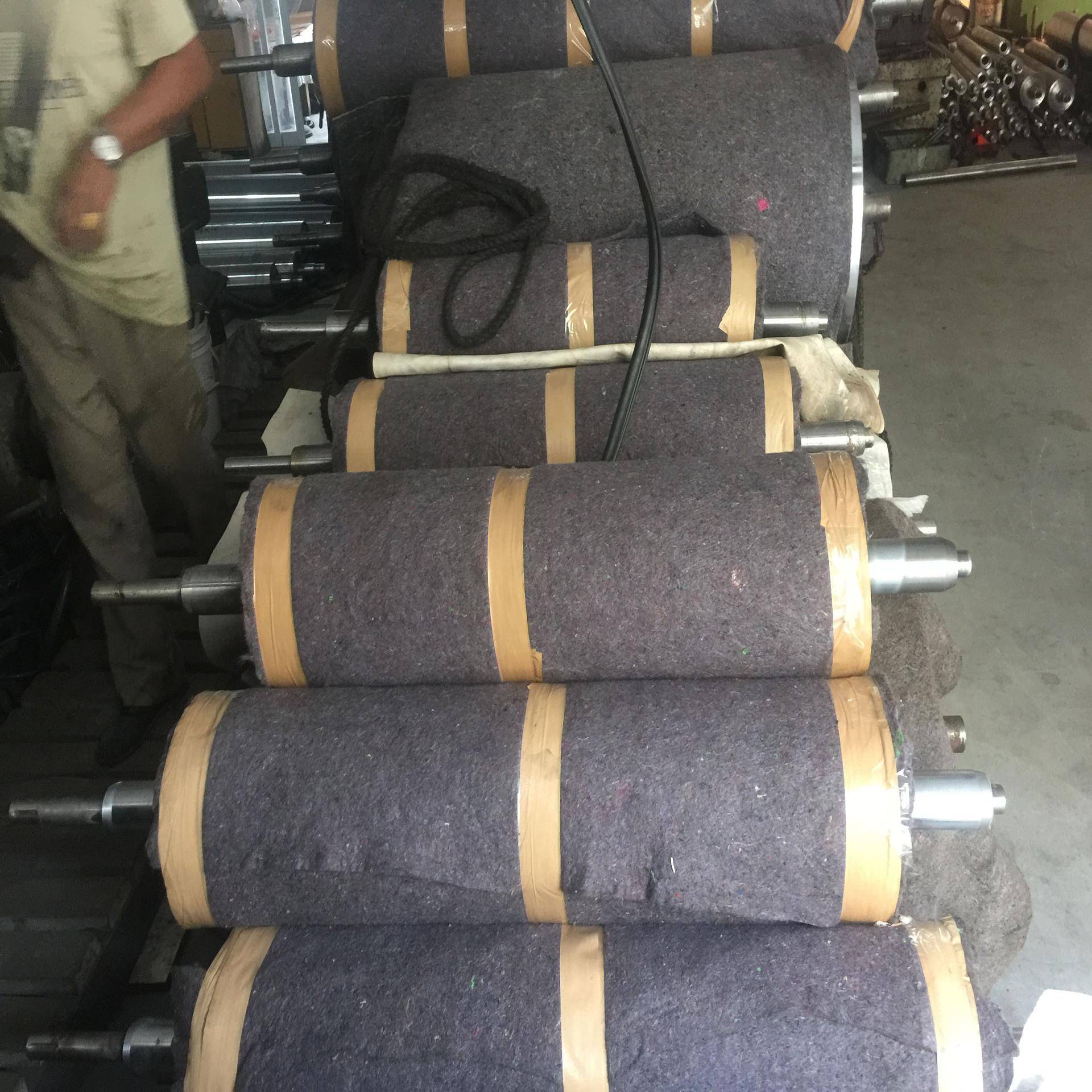 厂家直供镀铬辊压花辊生产压纹辊动平衡辊定制涂布机镜面辊