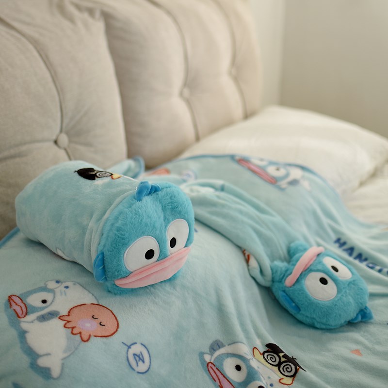丑鱼抱枕汉顿毛毯大嘴怪午睡枕便携卷毯空调毯珊瑚绒毯儿童毯礼物