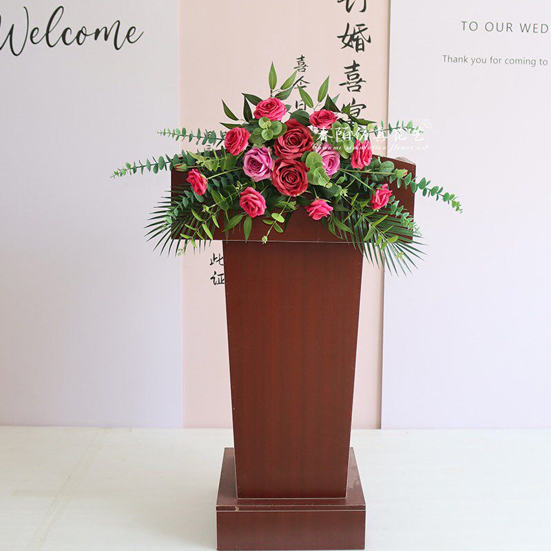 仿真讲台花会议桌摆花签到台桌花酒店演讲主席台花艺发言台花艺