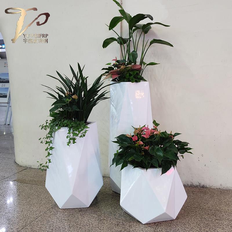 现代简约商场开业美陈玻璃钢花盆组合落地式异形花器景观种植花箱