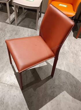 现代简约橙色马鞍皮餐厅餐椅休闲椅客厅单人椅阳台椅洽谈椅皮餐椅