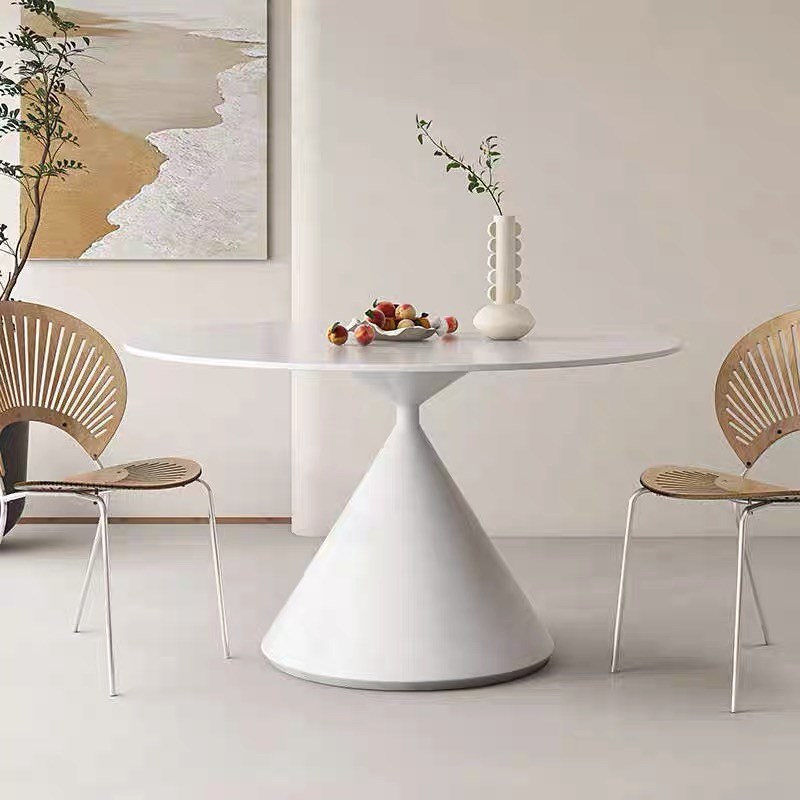 纯白哑光岩板圆形餐桌椅小户型家用现代纯黑简约饭桌子奶油风