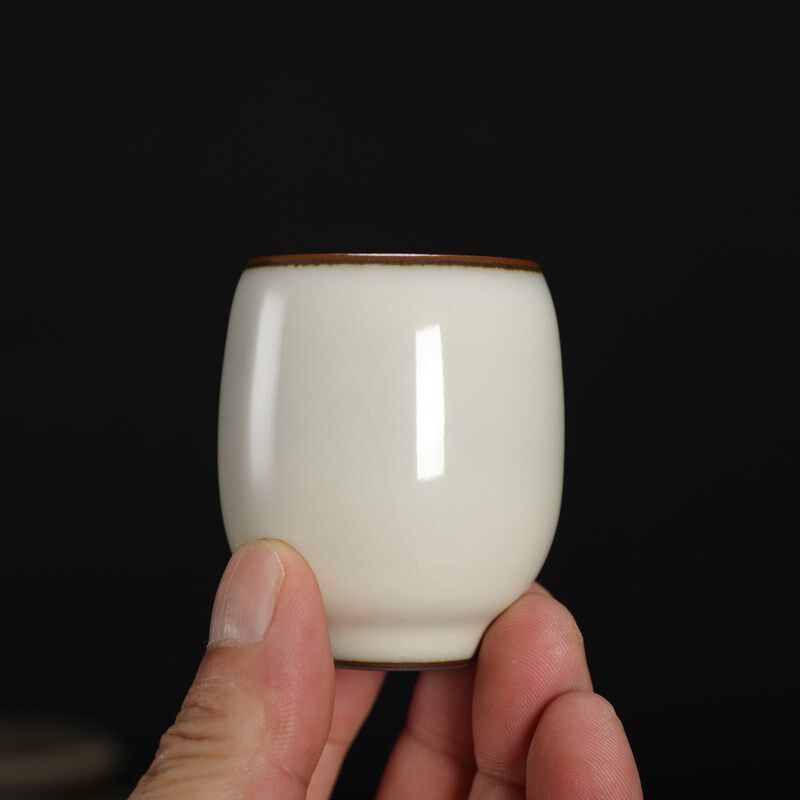 龙泉哥窑铁胎青瓷龚炳明蛋白釉茶杯闻香杯功夫茶具主人杯陶瓷开片