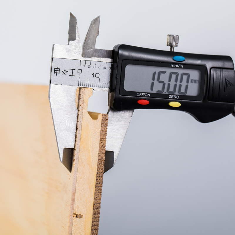 出口锁扣15/mm橡木本色三层实木复合地板大宽板地热