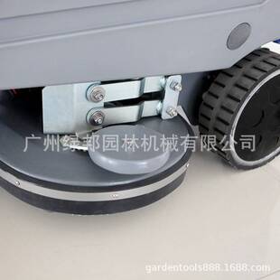 明诺电动驾驶式洗地机MN-V6超市商场全自动吸干机坐骑式清扫机