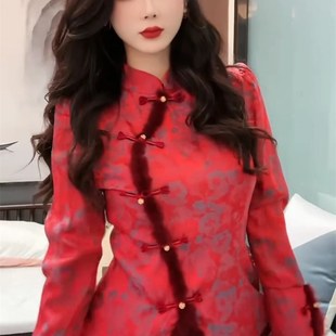 新中式短款旗袍女2023冬季新款国风复古加棉盘扣修身红色唐装上衣