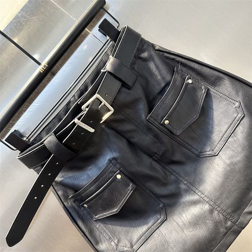 黑色短皮裙女2024秋季新款高级感时尚百搭高腰显瘦a字包臀裙