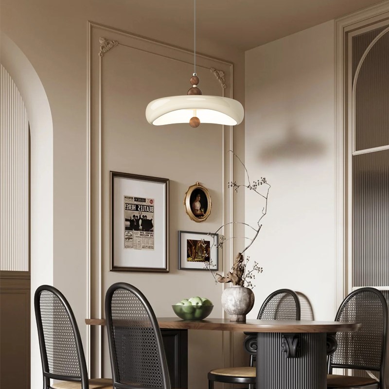 法式中古餐厅灯复古吊灯吧台单头圆餐桌家用高级感奶油风中山灯具
