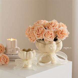 陶瓷小花瓶客厅插花摆件红色艺术简约设计水培郁金香餐桌玄关装 饰