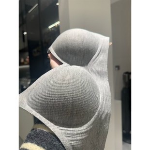 无痕内衣女小胸聚拢显胸大外扩显腰细漫画胸无钢圈固定手掌杯文胸