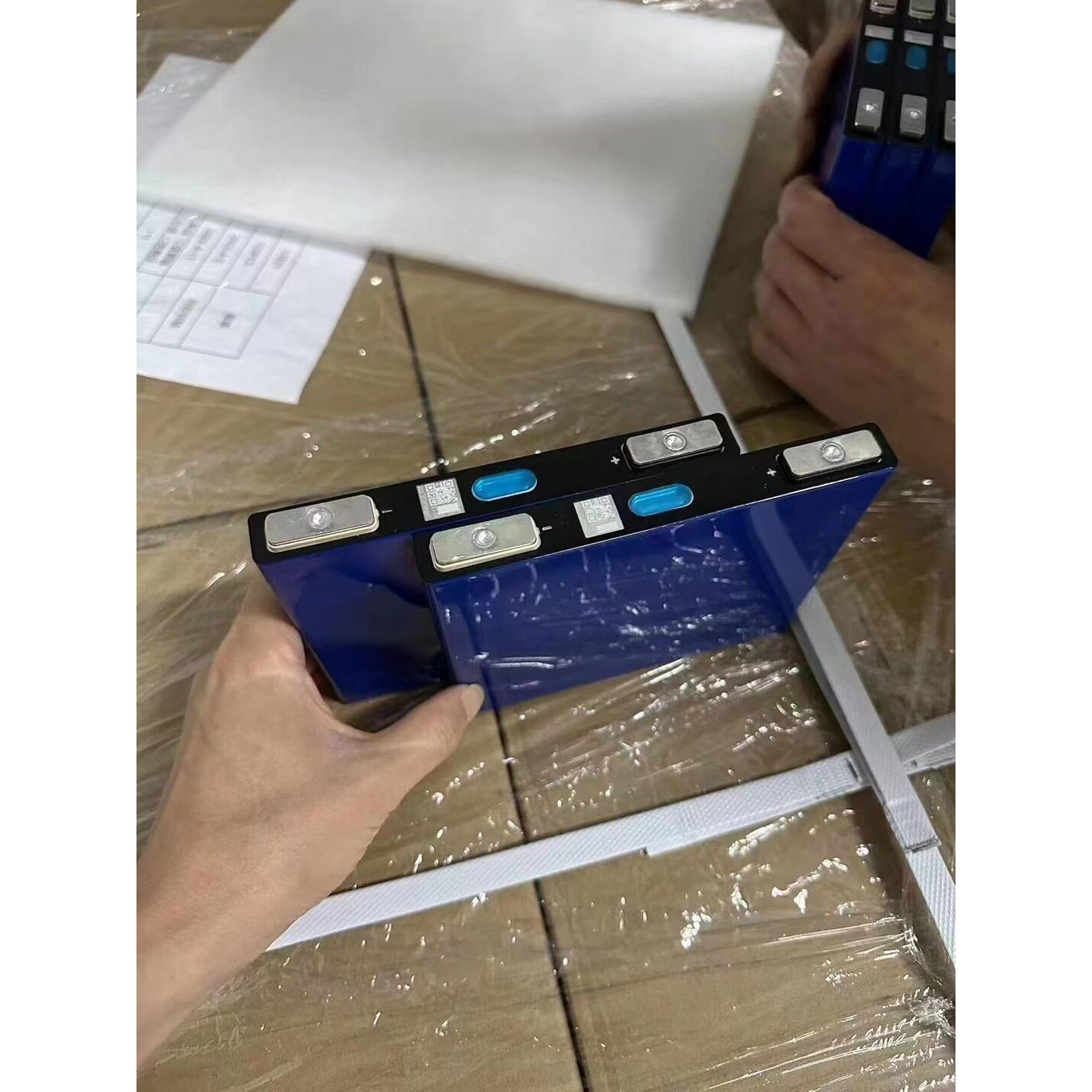 全新亿纬22Ah 强启3.2v高倍率应急启动电源磷酸铁锂电池 汽车启动