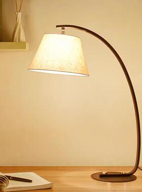 美式轻奢桌风护眼台灯35528酒店led灯书房宿舍书卧学习阅灯室床头