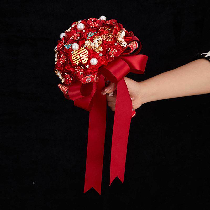 新郎接亲手捧花婚摄影道档嫁仿真中出具式结婚礼红色114564新娘手