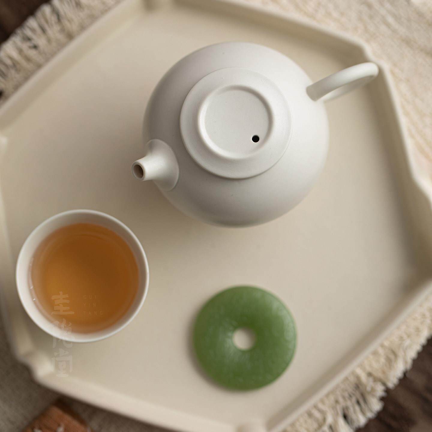 圭隐堂手工粉引素白陶单茶壶式彷宋简约泡茶壶中凝素闲月一人瓷饮