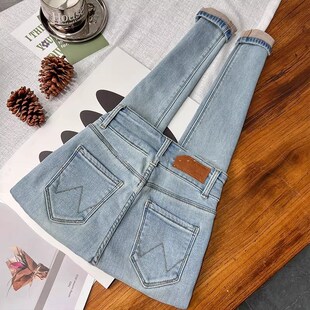 2024年秋冬季加绒九分牛仔裤女浅蓝色高腰显瘦厚绒小脚铅笔靴裤子