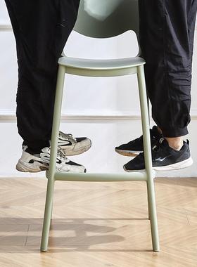 式塑脚料意吧椅简约家用轻红奢靠背高凳子现代极MMI简可叠放网吧