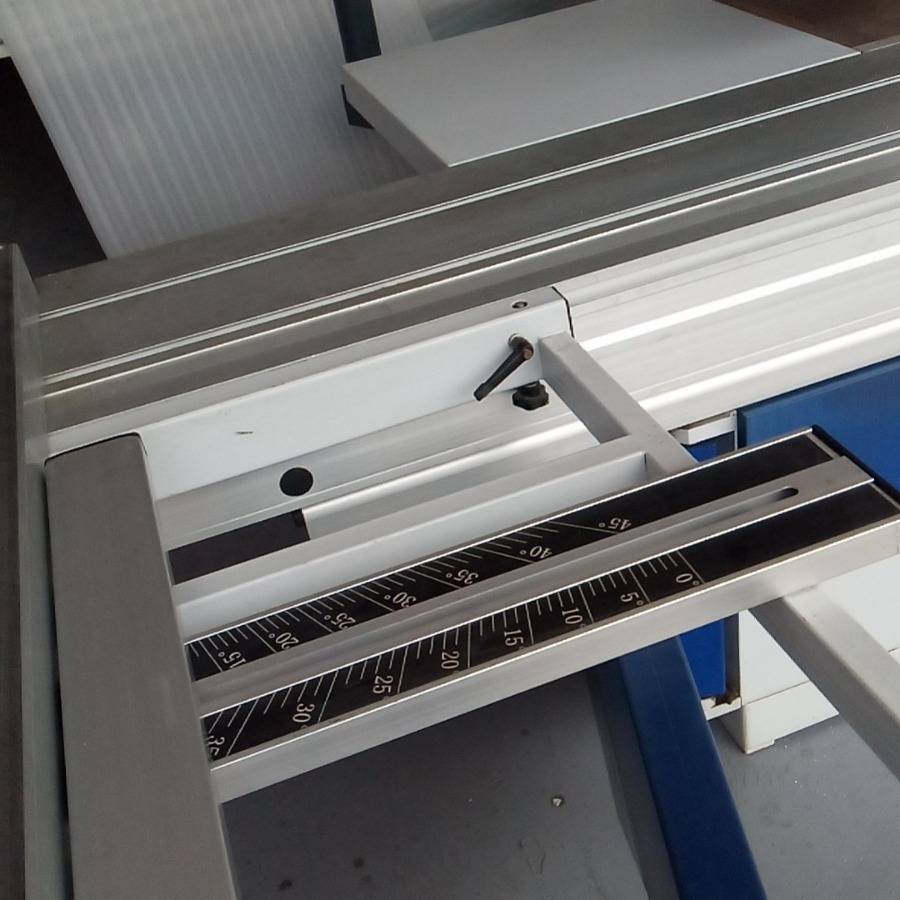 红丹木工机械台锯木工锯板机电动升降45度板式家具精密裁板推台锯