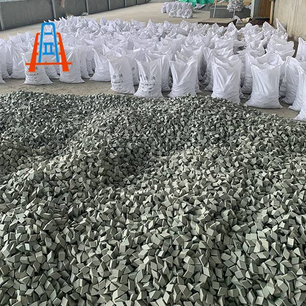 棕刚玉研磨石抛磨块去毛刺倒角磨料斜三角圆球斜圆柱抛光石粗磨