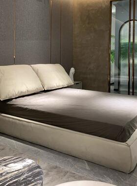 YLX大象大耳24717朵意式极简风布艺双人象耳床主卧磨软包婚床落砂