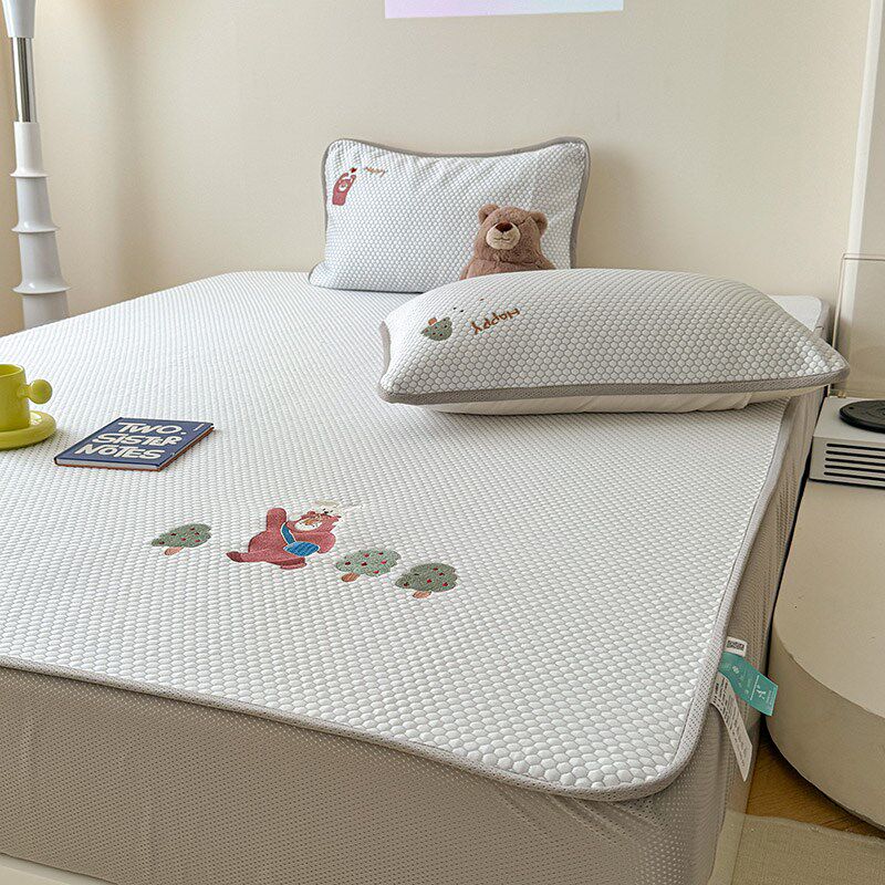 月光巴士3D冰豆豆冰丝凉席床笠款1.8米空调软席三件套家用可机洗