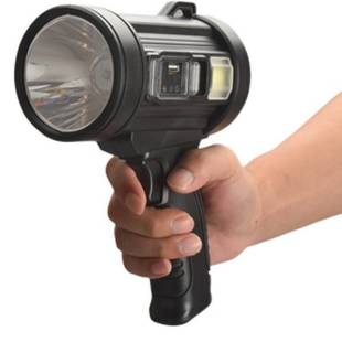 M6X新款手电筒P50大功率定焦远射带支架户外露营灯强光探照灯