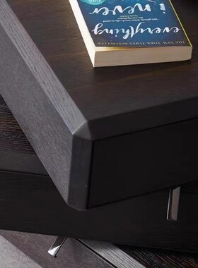 Molteni&C高级感旋转意式极简床头柜实木储物卧室烟熏三层床边柜
