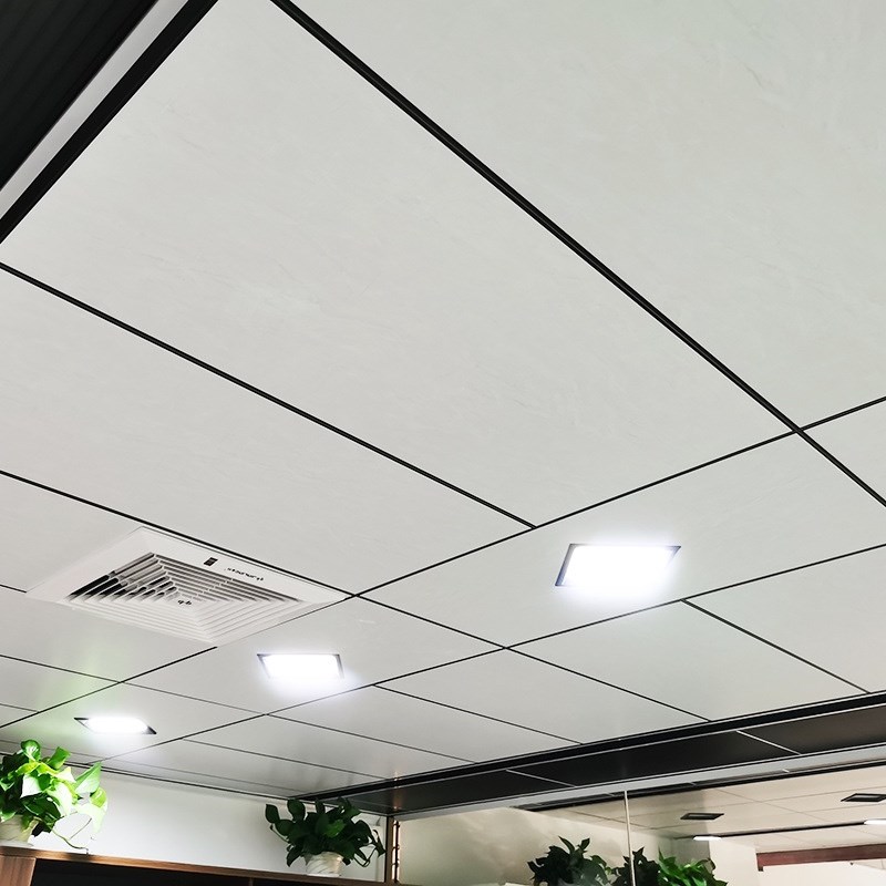 深圳同城包安装集成吊顶300x00 爆款厨卫抗油污滚涂铝合金天花板