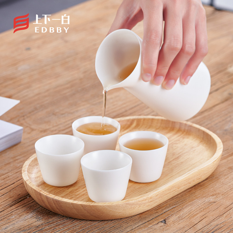 上下一白日式清酒分酒器套装 梅子酒果酒杯子 酒壶带托盘图片