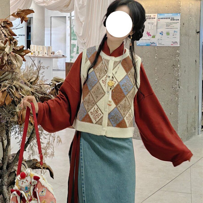 国风新中式菱格马甲套装女春秋新款改良汉服衬衫马夹半身裙三件套