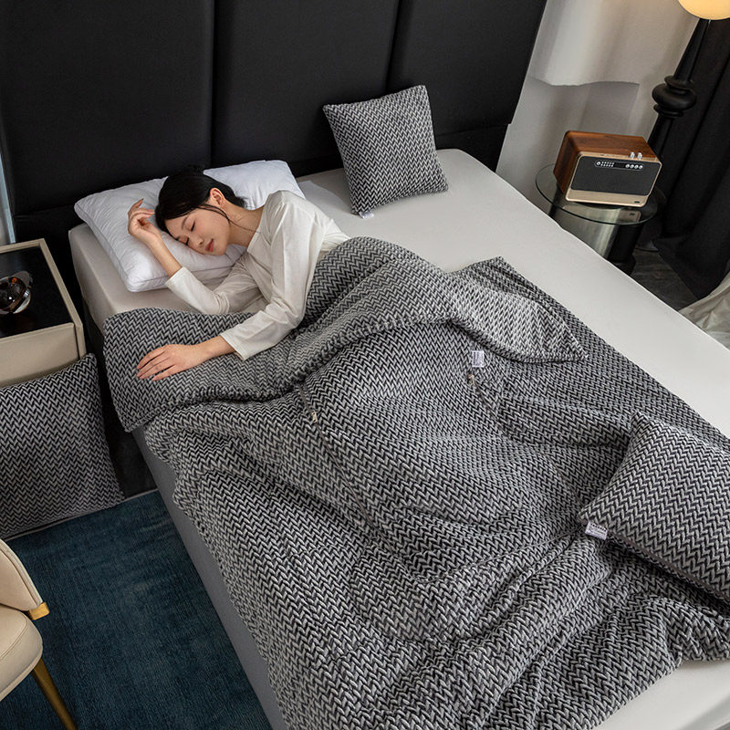 加厚绒保暖抱枕被子两用办公室午睡二合一毯车载靠垫枕头新冬摺叠,居家布艺,抱枕被,淘宝优惠券,粉丝福利购,淘宝优惠卷