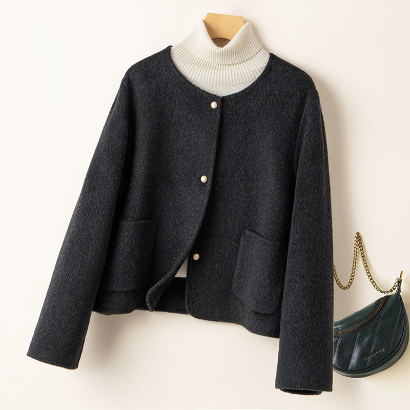 秋冬新款双面羊绒大衣女短款小个子高端气质宽松版黑色毛呢外套