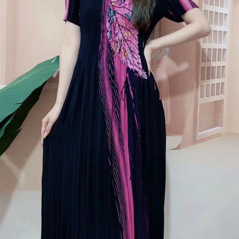 薄款连衣裙夏季新款花色短袖圆领中长裙气质妈妈女装三褶皱真丝裙