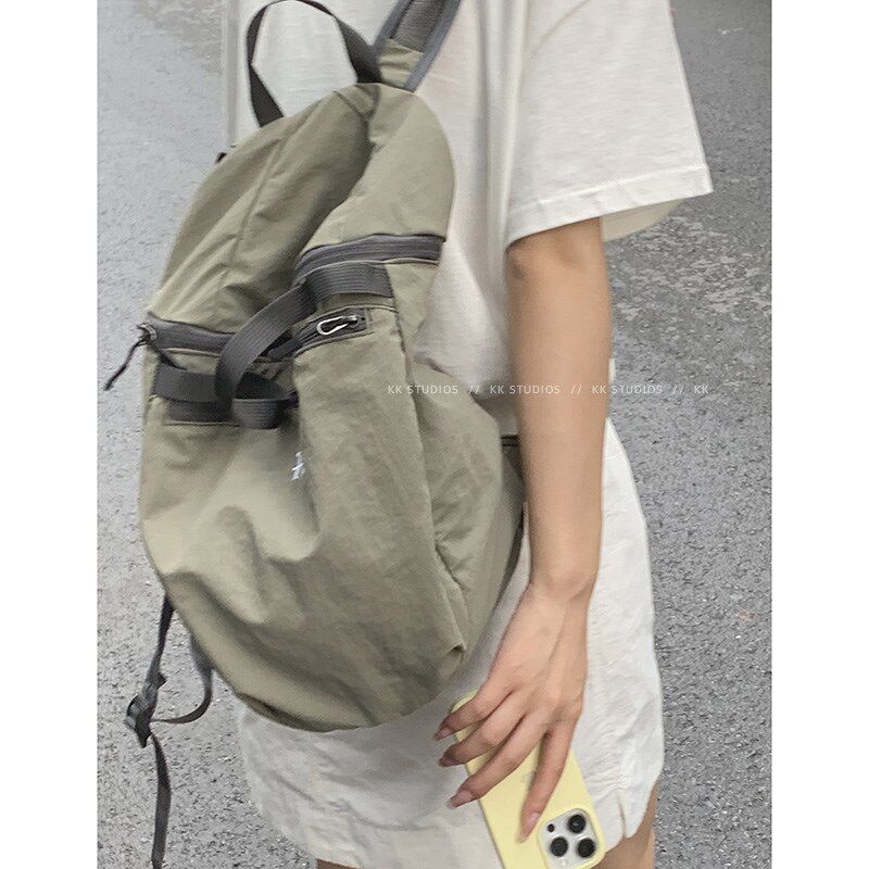 学院风大容量双肩包包女2024新款时尚帆布学生书包通勤休闲旅行包
