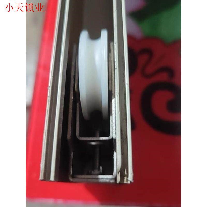 90铝合金门窗滑轮铝合金推拉门滑轮配件下轮滚轮轨道老式铁.