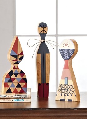 北欧实木抽象公仔摆件家居装饰品卡通创意个性儿童房欧式桌面书房