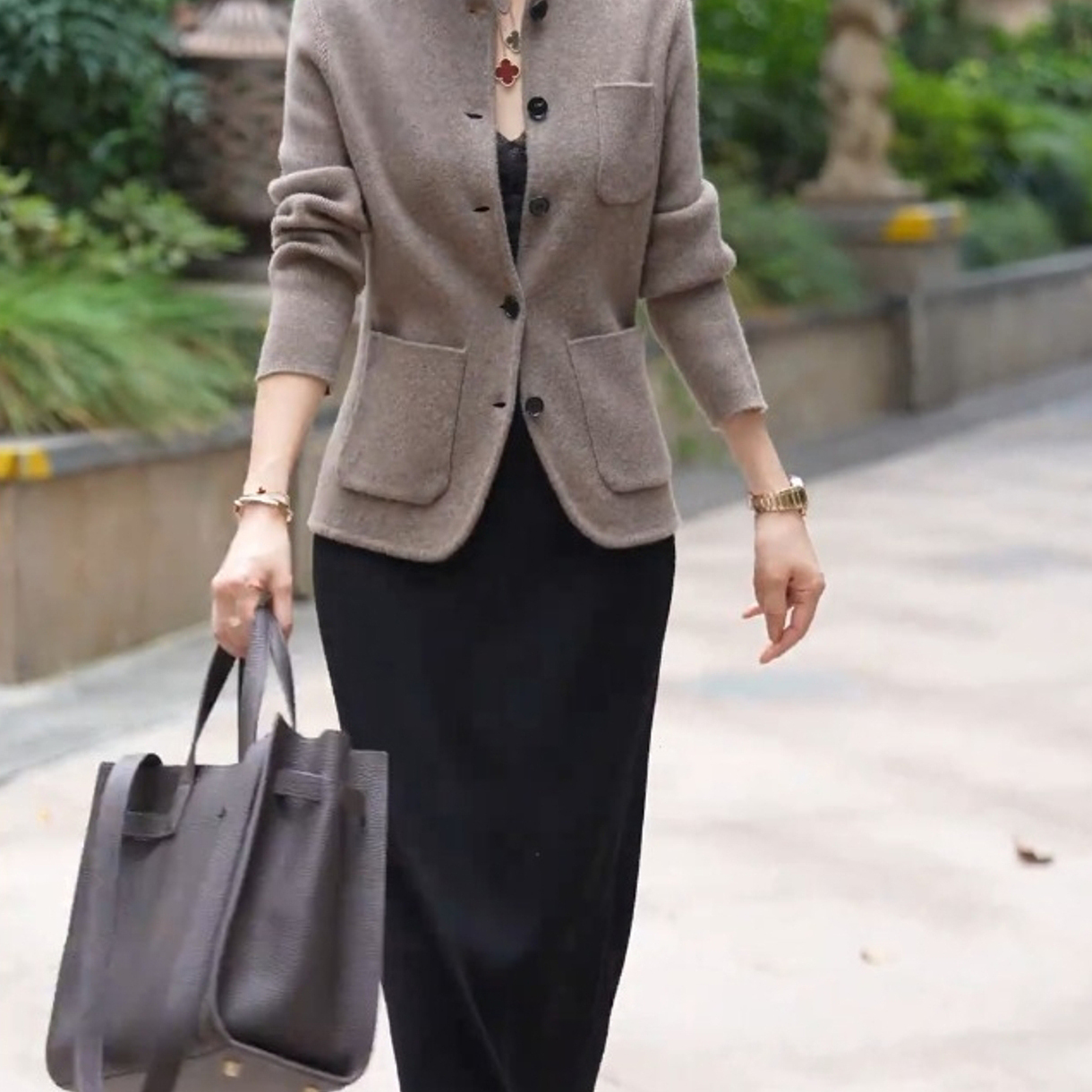 高级感气质废土风遮肉通勤开衫