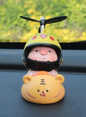 创意9112小猪骑老虎摆件可爱卡通猫咪子鸭汽用车内品装饰车载中控