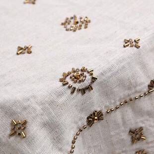 黏胶亚裙麻珠管刺绣面料甲套长裤长马E16657外背心布料