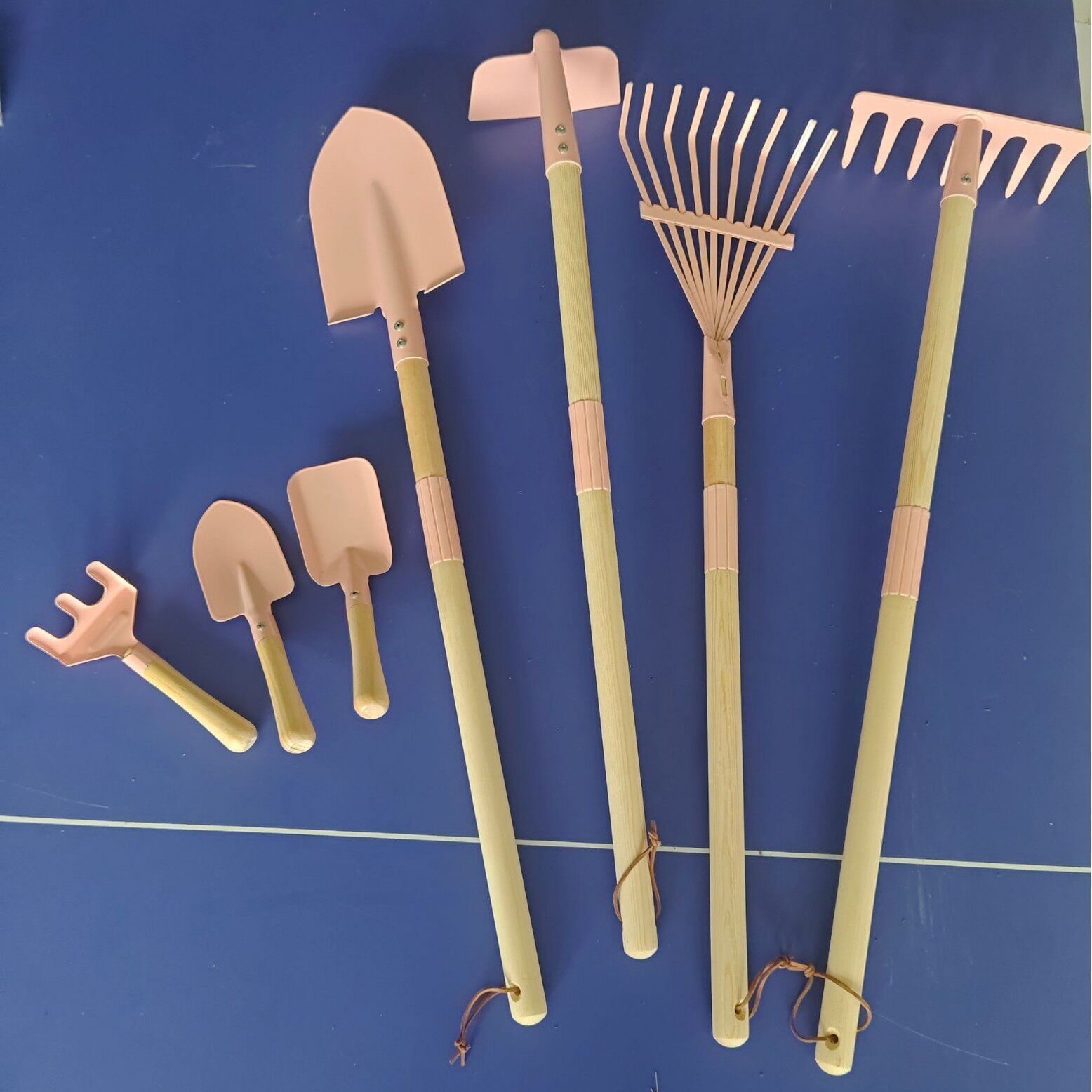 粉色园艺工具7件套大尖铲锄头落叶耙七齿耙小尖铲小方铲小三齿耙